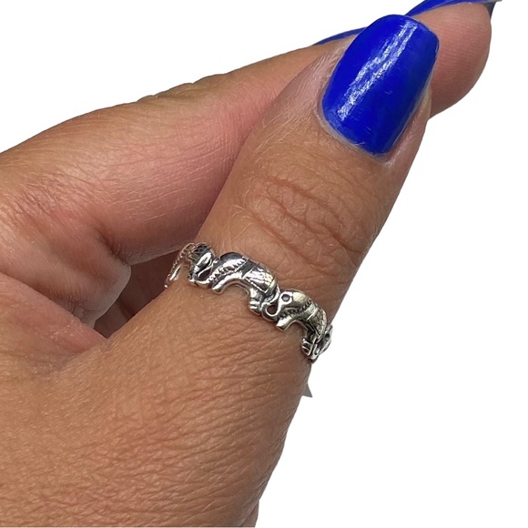 Jewelry - Elephant Ring Solid Sterling Silver 925 Elephants Animal Band Boho Size 7